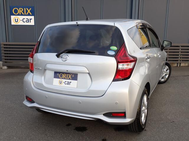 �����r���[�̉摜�ɂȂ�܂��B�I���b�N�X�F�蒆�ÎԂɂ́A���w��������S���Ă���肢���������߂ɁA�Ǝ��́u�I���b�N�X�F�蒆�Îԕۏ؁v�����t�����Ă��܂��B