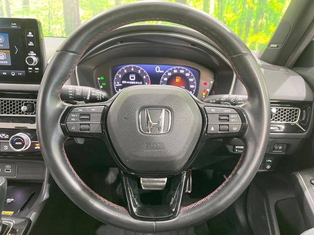 �y�����v�����X�e�A�����O�z�㎿�Ȋv���g�p���邱�ƂŁA��ɂ����������݂ƂĂ��^�]���₷���n���h���ł���