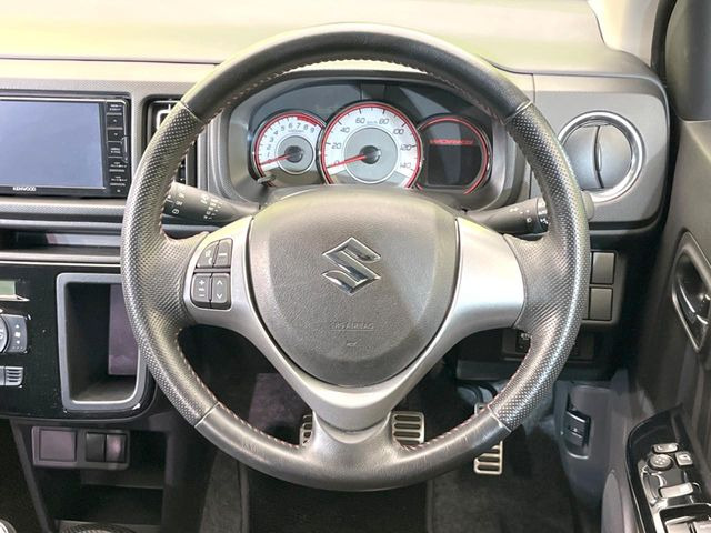 �y�����v�����X�e�A�����O�z�㎿�Ȋv���g�p���邱�ƂŁA��ɂ����������݂ƂĂ��^�]���₷���n���h���ł���