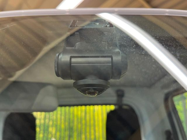 �y�h���C�u���R�[�_�[�z�h���C�u���R�[�_�[����!���s���͂������A������^�]�⎖�̂ɑ��������ہA�f���ŋL�^���A����̃��X�N�ɔ����܂��B���L�^�pSD�J�[�h�͂��q�l�����g�ł��������������K�v������܂��B