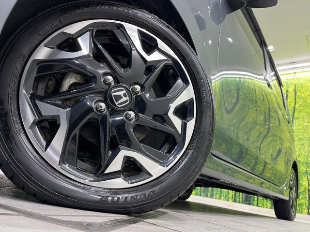 �y����14�C���`�A���~�z�C�[���z�O�ςɃ}�b�`���������A���~�z�C�[���𑕒����Ă���܂��B�e��ЊO�A���~�z�C�[����A�X�^�b�h���X�^�C�����戵�����Ă���܂��B���񂲑��k����������