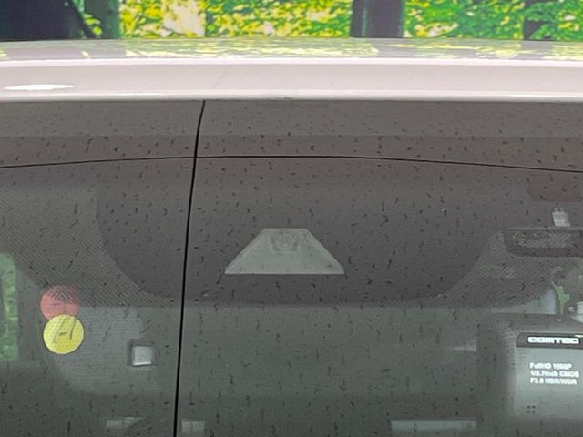 �y�g���^�Z�[�t�e�B�Z���X�z���s���ɑO���̎ԗ�����F�����A�Փ˂������Ȏ��͌x��ƃu���[�L�ŏՓˉ���Ɣ�Q�y�����A�V�X�g�B�����S�Ƀh���C�u�����y���݂��������܂��B