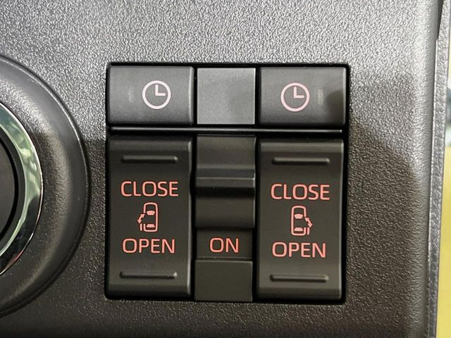 �y�����p���[�X���C�h�h�A�z�X�}�[�g�L�[��^�]�Ȃ̃X�C�b�`�Ō�ȗ����X���C�h�h�A�̊J���\���d��������͂����ăh�A���J����K�v�������A�����Ȃ��q�l�ł��ȒP�ɊJ���߂ł����K�ł���