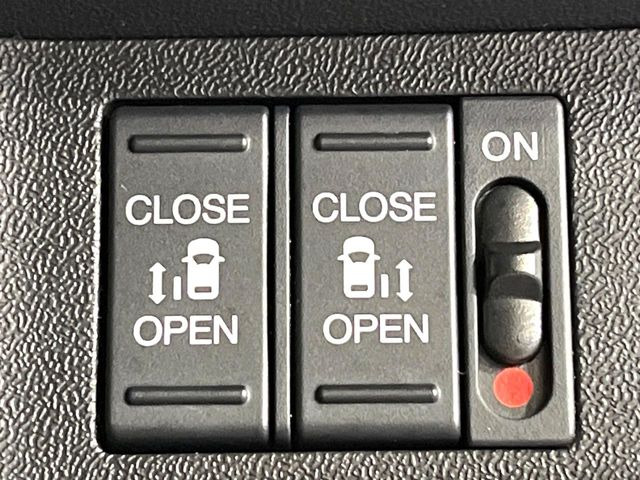 �y�����p���[�X���C�h�h�A�z�X�}�[�g�L�[��^�]�Ȃ̃X�C�b�`�Ō�ȗ����X���C�h�h�A�̊J���\���d��������͂����ăh�A���J����K�v�������A�����Ȃ��q�l�ł��ȒP�ɊJ���߂ł����K�ł���