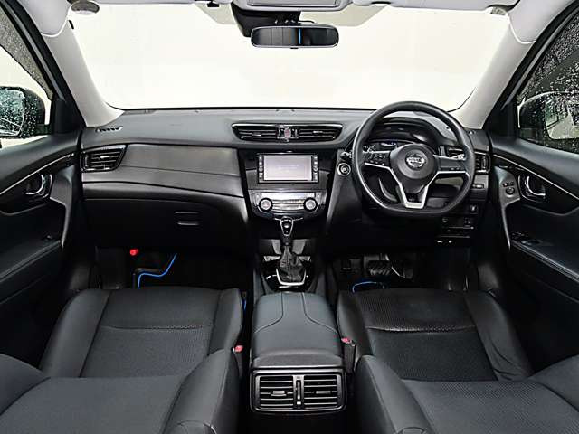 エクストレイル2.0 20S ハイブリッド 4WD