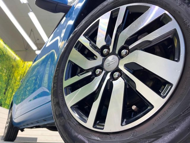 �y����14�C���`�A���~�z�C�[���z�O�ςɃ}�b�`���������A���~�z�C�[���𑕒����Ă���܂��B�e��ЊO�A���~�z�C�[����A�X�^�b�h���X�^�C�����戵�����Ă���܂��B���񂲑��k����������