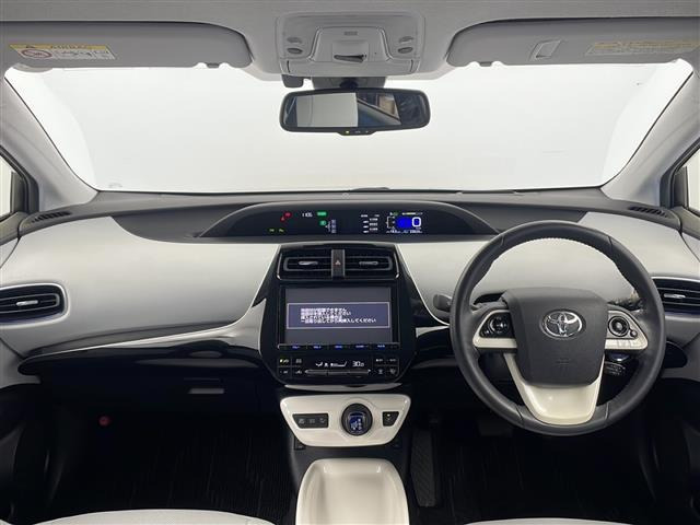 プリウス1.8 A プレミアム ツーリングセレクション