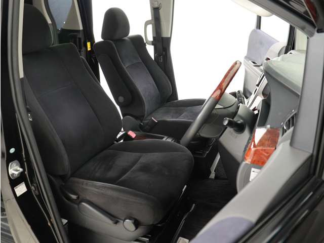 追加のお写真や動画など、メールやLINEでお送りできます!気になる点があればどんなことでも専門スタッフまでお申し付けください♪迅速にご対応させて頂きます!