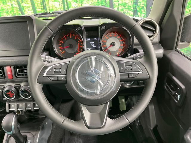 �y�����v�����X�e�A�����O�z�㎿�Ȋv���g�p���邱�ƂŁA��ɂ����������݂ƂĂ��^�]���₷���n���h���ł���