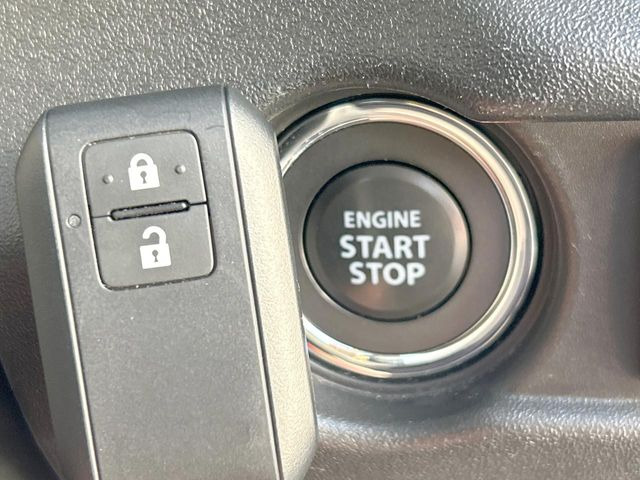 �y�L�[���X�X�^�[�g�V�X�e���z�J�o����|�P�b�g�ɓ��ꂽ�܂܂ł��h�A�̎{���E�������\�ȃX�}�[�g�L�[�𑕔��B�G���W���̃I���E�I�t�����J�M�����o���K�v����������Ƃ��Ă��֗��ł���