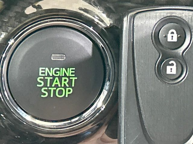 �y�L�[�t���[�V�X�e���z�J�o����|�P�b�g�ɓ��ꂽ�܂܂ł��h�A�̎{���E�������\�ȃX�}�[�g�L�[�𑕔��B�G���W���̃I���E�I�t�����J�M�����o���K�v����������Ƃ��Ă��֗��ł���