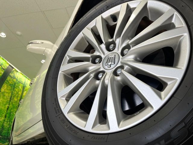 �y����16�C���`�A���~�z�C�[���z�O�ςɃ}�b�`���������A���~�z�C�[���𑕒����Ă���܂��B�e��ЊO�A���~�z�C�[����A�X�^�b�h���X�^�C�����戵�����Ă���܂��B���񂲑��k����������