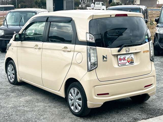 ���X�ł͌y�����Ԃ��畁�ʎԂ܂ŕ��L���I�[�����[�J�[�̎Ԏ�E�F�E�O���[�h��L�x�ɑ����Ă���܂��B