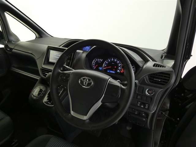 ヴォクシー2.0 ZS 煌