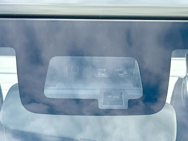 �y�X�Y�L �Z�[�t�e�B�T�|�[�g�z���s���ɑO���̎ԗ�����F�����A�Փ˂������Ȏ��͌x��ƃu���[�L�ŏՓˉ���Ɣ�Q�y�����A�V�X�g�B�����S�Ƀh���C�u�����y���݂��������܂��B