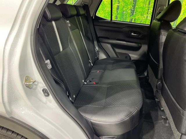 �y�n�[�t���U�[�V�[�g�z�������ƍ���S�n�𗼗������l�C�̃V�[�g���w�ʁE���ʂ̃t�@�u���b�N�f�ނ́A�ʋC���̗ǂ��⊊��ɂ����ɗD��Ă��܂��B�C���╞���ɍ��E���ꂸ���K�ɂ���肢�������܂��B