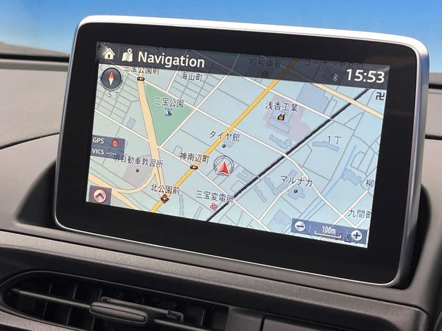 �������i�r:��̊��̂���i�r�́A����������ԓ������o���Ă���܂��B�I�[�f�B�I�@�\���[�����Ă���܂��̂ŁA�^�]�����y���߂܂���