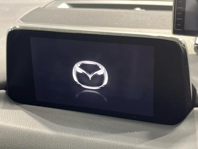 �y�}�c�_�R�l�N�g�i�r�z�ԓ��̕��͋C�Ƀ}�b�`������̌^�^�C�v�̃i�r�B�e����q�ݒ��Bluetooth�Đ����A�l�X�ȋ@�\���y���߂܂��B�����I�ȃ_�C�������삪�\�ŁA�g��������ǍD�ł��B