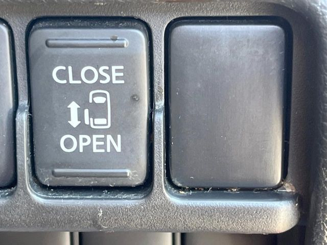 �y�p���[�X���C�h�h�A�z�X�}�[�g�L�[��^�]�Ȃ̃X�C�b�`�ŃX���C�h�h�A�̊J���\���d��������͂����ăh�A���J����K�v�������A���������q�l�ł��A�d���ו��������Ă��鎞�����N�ɊJ���߂ł��܂���