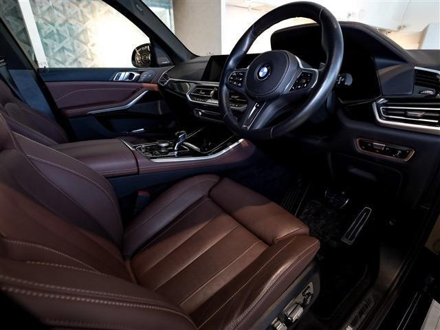 �J�X�^��:�e���u���b�N�A�E�g