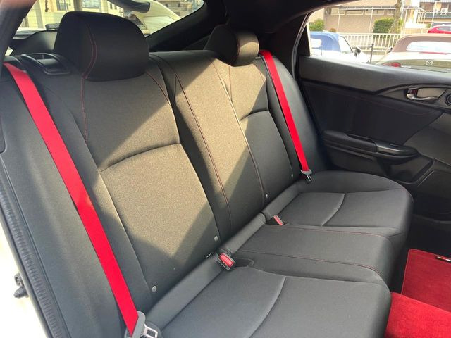 �㕔���Ȃ��C�ɂȂ�悤�ȃL�Y�E�����ւ��蓙�A�傫�ȃ_���[�W�͂Ȃ��A�ǍD�ȏ�Ԃł��B