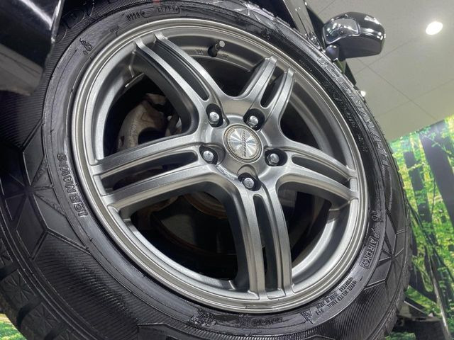 �y16�C���`�A���~�z�C�[���z�O�ςɃ}�b�`�����A���~�z�C�[���𑕒����Ă���܂��B�e��A���~�z�C�[����A�X�^�b�h���X�^�C�����戵�����Ă���܂��B���񂲑��k����������