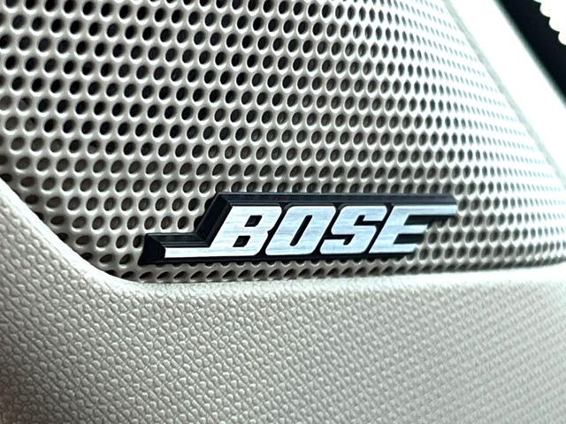 �yBOSE�T�E���h�V�X�e���z���x�ȃ`���[�j���O�\�͂����ڂ���Ă���A�������ȉ��y�����y���݂��������܂���