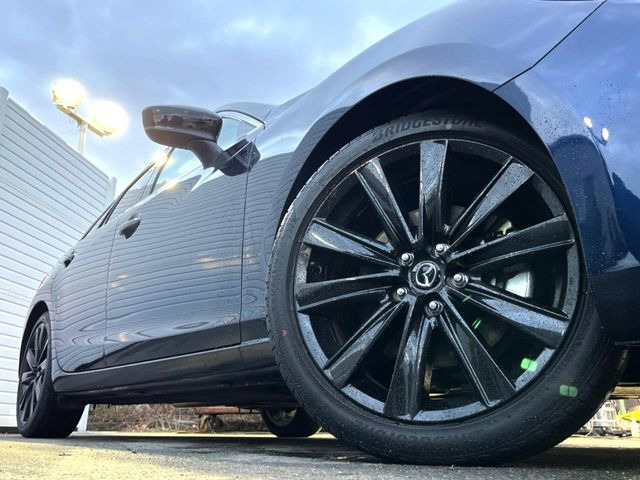 �y�O���[�h��p����19�C���`�A���~�z�C�[���z�f�U�C�����̍��������A���~�z�C�[���𑕒����Ă���܂��B�e��ЊO�A���~�z�C�[����A�X�^�b�h���X�^�C�����戵�����Ă���܂��B���񂲑��k����������