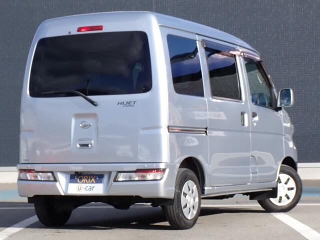 �I���b�N�X�F�蒆�ÎԂ͌��I�����㎿�Ȏ��q�݂̂����͂��v���܂��B�S�ԂɃv���̐E�l�ɂ��O�ꂵ�����O���̐��|�A�����グ�������{���Ă���܂��B