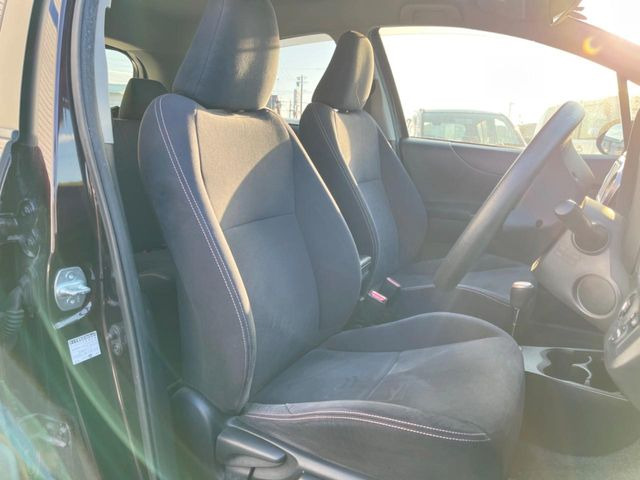 �^�]�ȃV�[�g���͎g�p�������Ȃ��A�ǍD�ȏ�ԂƂȂ��Ă��܂��B���J�Ɏg���Ă������Ƃ��悭�킩��܂��ˁB