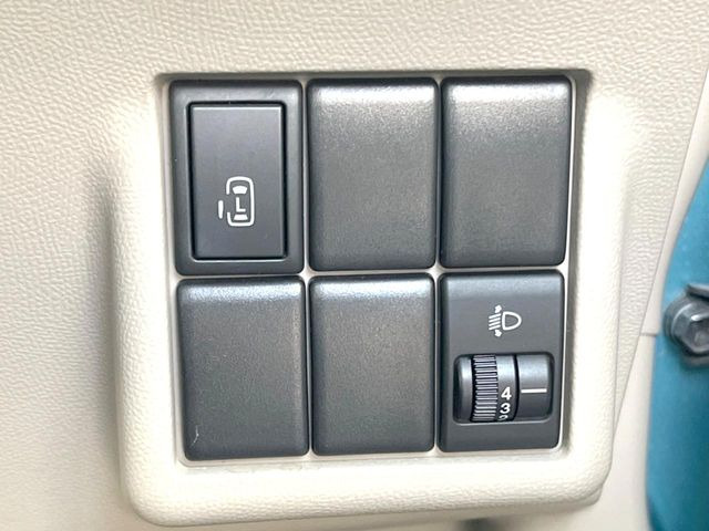 �y�p���[�X���C�h�h�A�z�X�}�[�g�L�[��^�]�Ȃ̃X�C�b�`�ŃX���C�h�h�A�̊J���\���d��������͂����ăh�A���J����K�v�������A���������q�l�ł��A�d���ו��������Ă��鎞�����N�ɊJ���߂ł��܂���