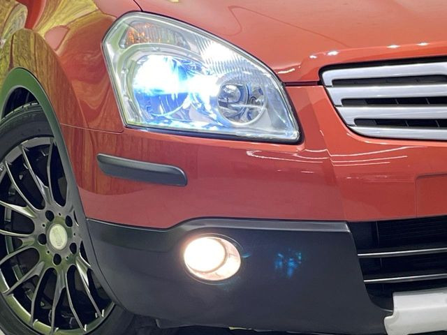 �yLED�w�b�h���C�g�z���V����ԑ��s�����ǍD�Ȏ��E���m�ۂ����S���ĉ^�]�ł��鍂�P�xLED�w�b�h���C�g�𑕔�!�_�����x�������A����d�͂��}�����Ă��܂��B