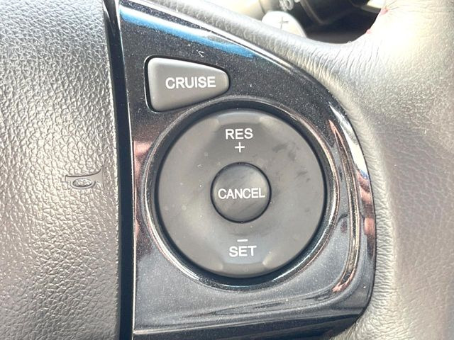 �y�N���[�Y�R���g���[���z�������H�����N���N���s�B�A�N�Z���𗣂��Ă���葬�x�ő��s���ł��A�������^�]���̕��S���y��!�����E�������ȒP�ȃX�C�b�`����Œ����ł��܂��B