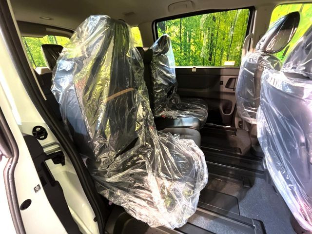 ���i���ȃI���W�i���t���A�}�b�g���I�v�V�����ɂĂ��p�ӂ��Ă���܂��B���D���ȃf�U�C����J���[�����Ԃɍ��킹�đI��ł����������Ƃ��ł��܂���