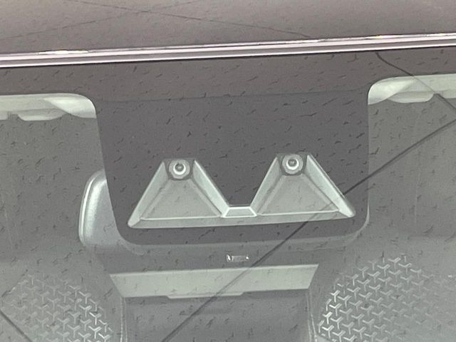 �y�X�}�[�g�A�V�X�g�z���s���ɑO���̎ԗ�����F�����A�Փ˂������Ȏ��͌x��ƃu���[�L�ŏՓˉ���Ɣ�Q�y�����A�V�X�g�B�����S�Ƀh���C�u�����y���݂��������܂��B