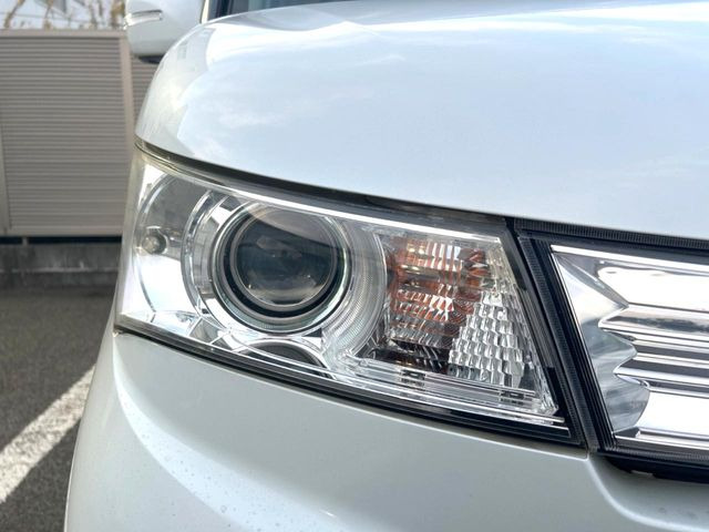 �yHID�w�b�h���C�g�z���ɖ��邭�O�����Ƃ炵�Ă����̂ŁA���V����Ԃ̑��s�������E�ǍD�ň��S���Ă���肢�������܂��B