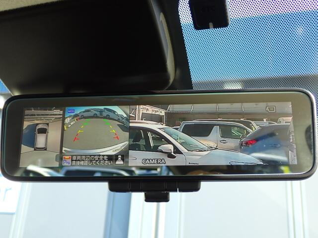 �o�b�N�J�����������Ă���܂��B���Ԏ��ɑ�ϖ��ɗ����܂�������Ԃ����ȕ��ɂ��֗��@�\�ł���