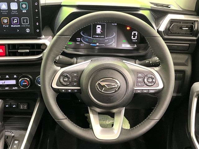 �y�����v�����X�e�A�����O�z�㎿�Ȋv���g�p���邱�ƂŁA��ɂ����������݂ƂĂ��^�]���₷���n���h���ł���