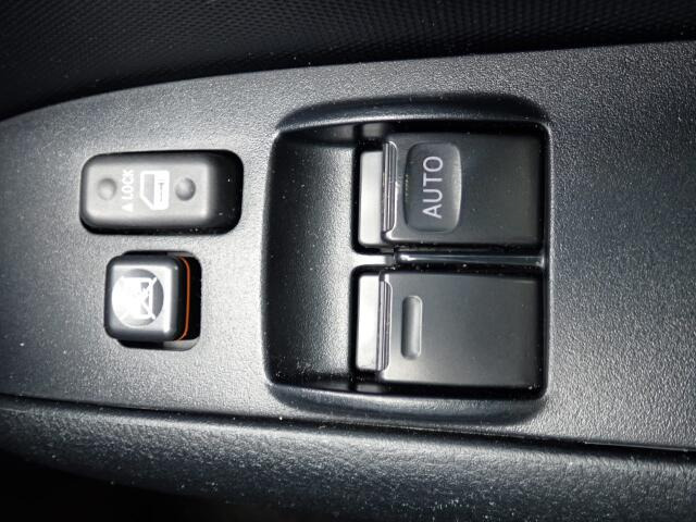 �O�Ȃ̑��̊J�͓d���ɂȂ�܂��̂ŁA�֗��ł���ˁB