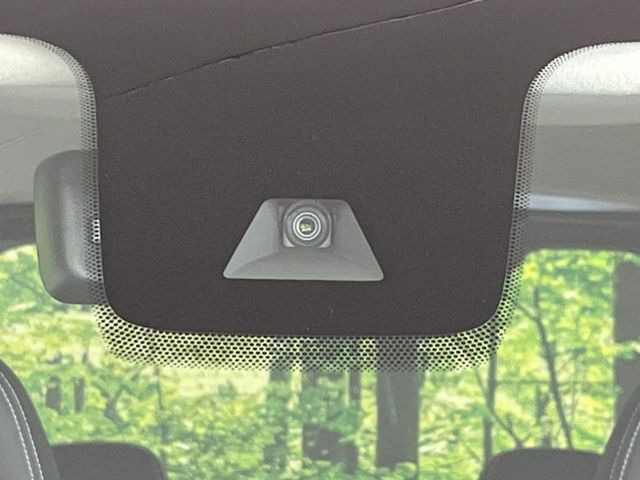 �y�O�He-Assist�z���s���ɑO���̎ԗ�����F�����A�Փ˂������Ȏ��͌x��ƃu���[�L�ŏՓˉ���Ɣ�Q�y�����A�V�X�g�B�����S�Ƀh���C�u�����y���݂��������܂��B