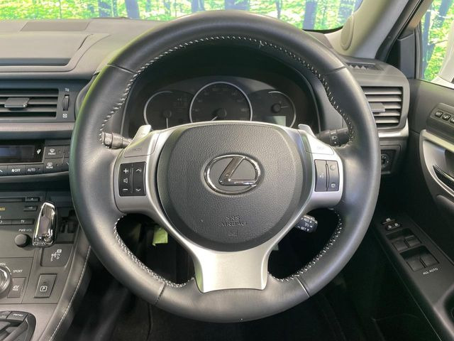 �y�����v�����X�e�A�����O�z�㎿�Ȋv���g�p���邱�ƂŁA��ɂ����������݂ƂĂ��^�]���₷���n���h���ł���