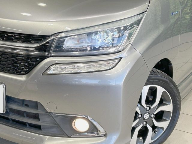 �yLED�w�b�h���C�g�z���V����ԑ��s�����ǍD�Ȏ��E���m�ۂ����S���ĉ^�]�ł��鍂�P�xLED�w�b�h���C�g�𑕔�!�_�����x�������A����d�͂��}�����Ă��܂��B