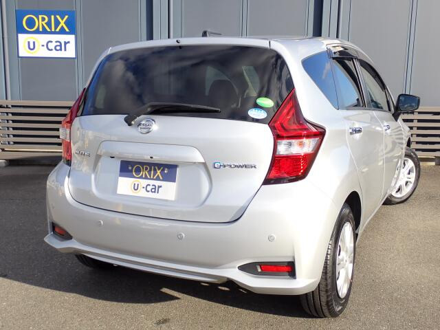 �����r���[�̉摜�ɂȂ�܂��B�I���b�N�X�F�蒆�ÎԂɂ́A���w��������S���Ă���肢���������߂ɁA�Ǝ��́u�I���b�N�X�F�蒆�Îԕۏ؁v�����t�����Ă��܂��B