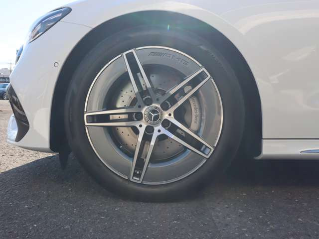 EクラスワゴンE220d アバンギャルド AMGラインパッケージ (ISG)