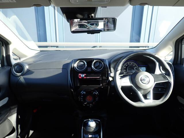 �C���p�l�摜�ɂȂ�܂��B�ԓ��͐��Ǝ҂ɂĎ����N���[�j���O�{�H�ς݂Ȃ̂ŁA��ϐ����ł��B