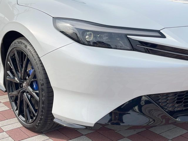 �yLED�w�b�h���C�g�z���V����ԑ��s�����ǍD�Ȏ��E���m�ۂ����S���ĉ^�]�ł��鍂�P�xLED�w�b�h���C�g�𑕔�!�_�����x�������A����d�͂��}�����Ă��܂��B