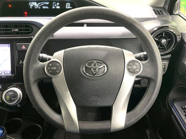 �y�X�e�A�����O�X�C�b�`�z�^�]���A�O������ڐ������炷���ƂȂ��A�I�[�f�B�I���̑��삪�\�ȕ֗��@�\!���S&���K�ȃh���C�u�����o���Ă���܂���