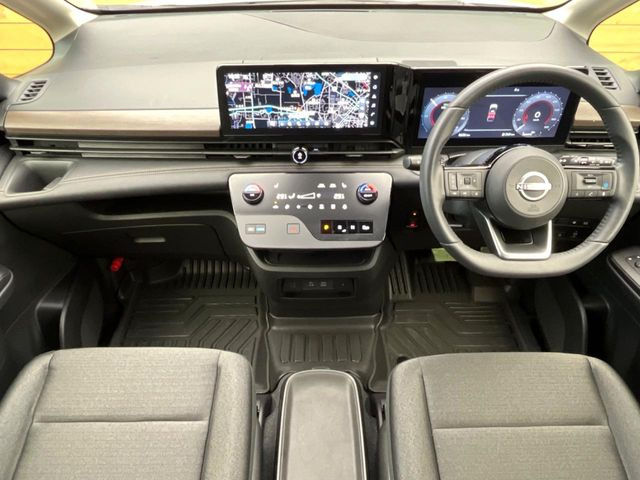 セレナ1.4 e-POWER ハイウェイスターV