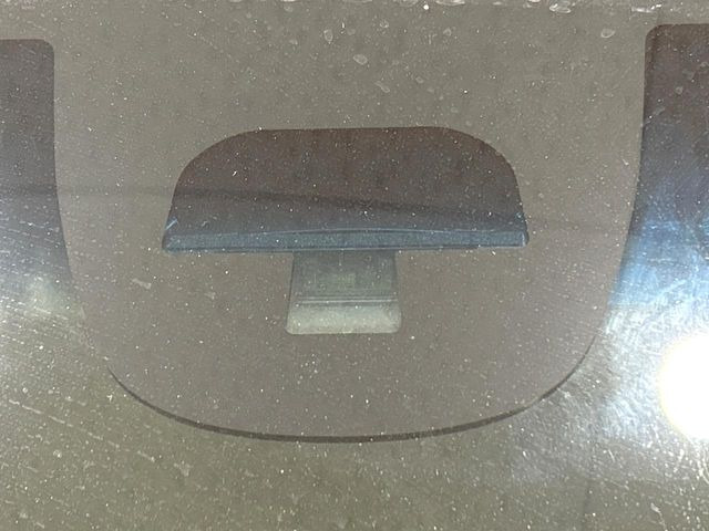 �y�V�e�B�u���[�L�A�N�e�B�u�V�X�e���z�ᑬ���s���ɑO���̎ԗ�����F�����A�Փ˂������Ȏ��͌x��ƃu���[�L�ŏՓˉ���Ɣ�Q�y�����A�V�X�g�B�����S�Ƀh���C�u�����y���݂��������܂��B