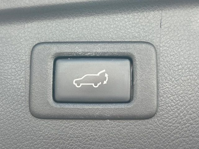 �y�p���[�o�b�N�h�A�z�X�}�[�g�L�[��^�]�Ȃ̃{�^�������������Ń��A�Q�[�g�������ŊJ���܂�!�ו��������Ă��鎞��A�����ʒu�ɂ���o�b�N�h�A��߂�ۂɕ֗��ȋ@�\�ł���